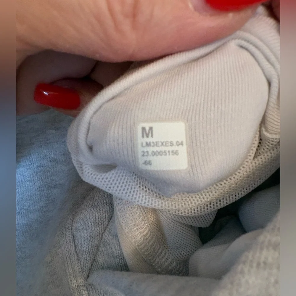 Lululemon Gray Hoodie Medium Pullover Sweatshirt Relaxed Fit Athleisure unisex - Picture 5 of 5